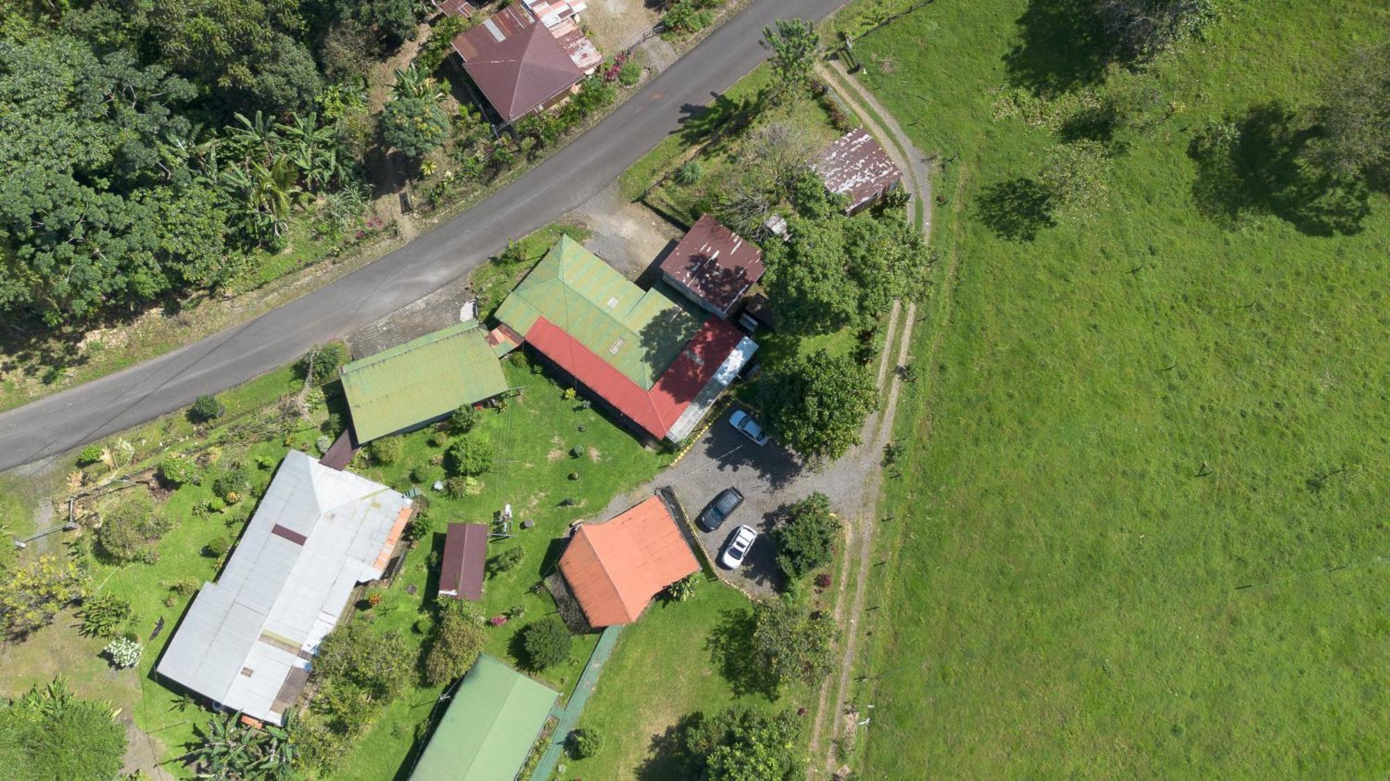 Tio Felix Eco Lodge La Fortuna Exterior photo